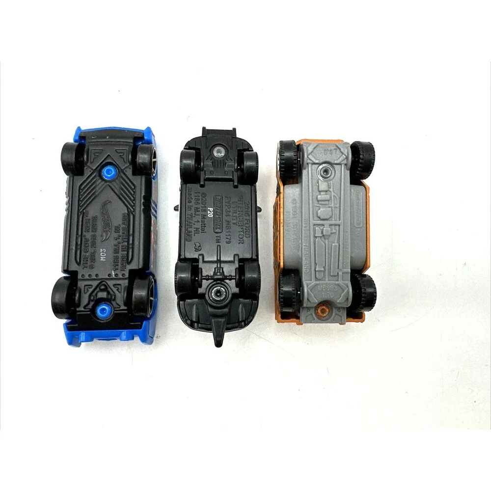 Lot of 3 Hot Wheels Diecast Humvee,Police SUV, Iron Man Gov'ner Made In Thailand